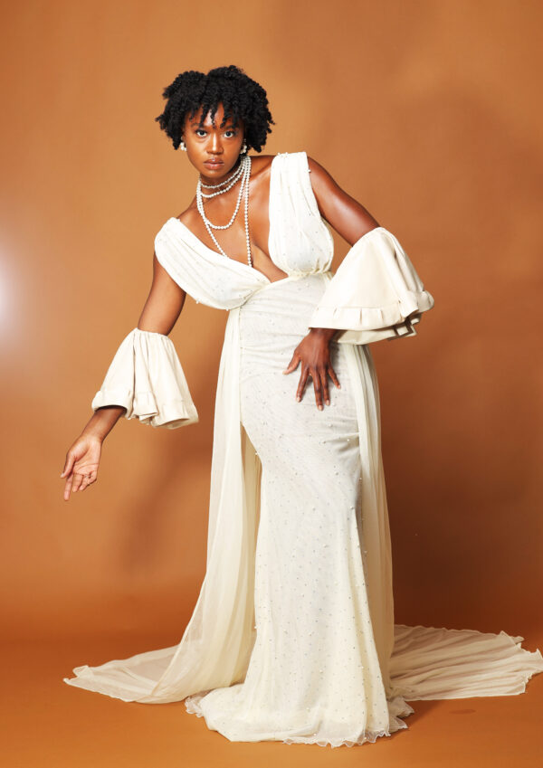 Deep-Plunge Bridal Mermaid Dress - Image 3