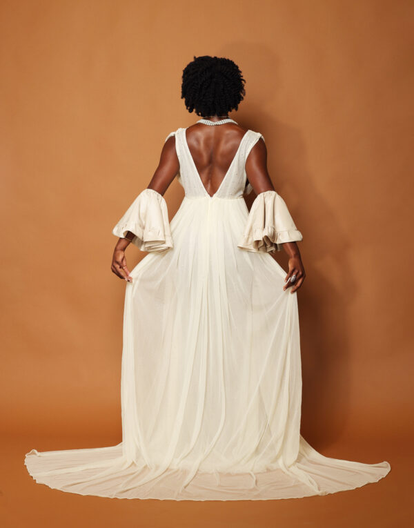 Deep-Plunge Bridal Mermaid Dress - Image 4